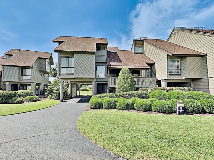Special Property Heron Marsh 12 Save $100